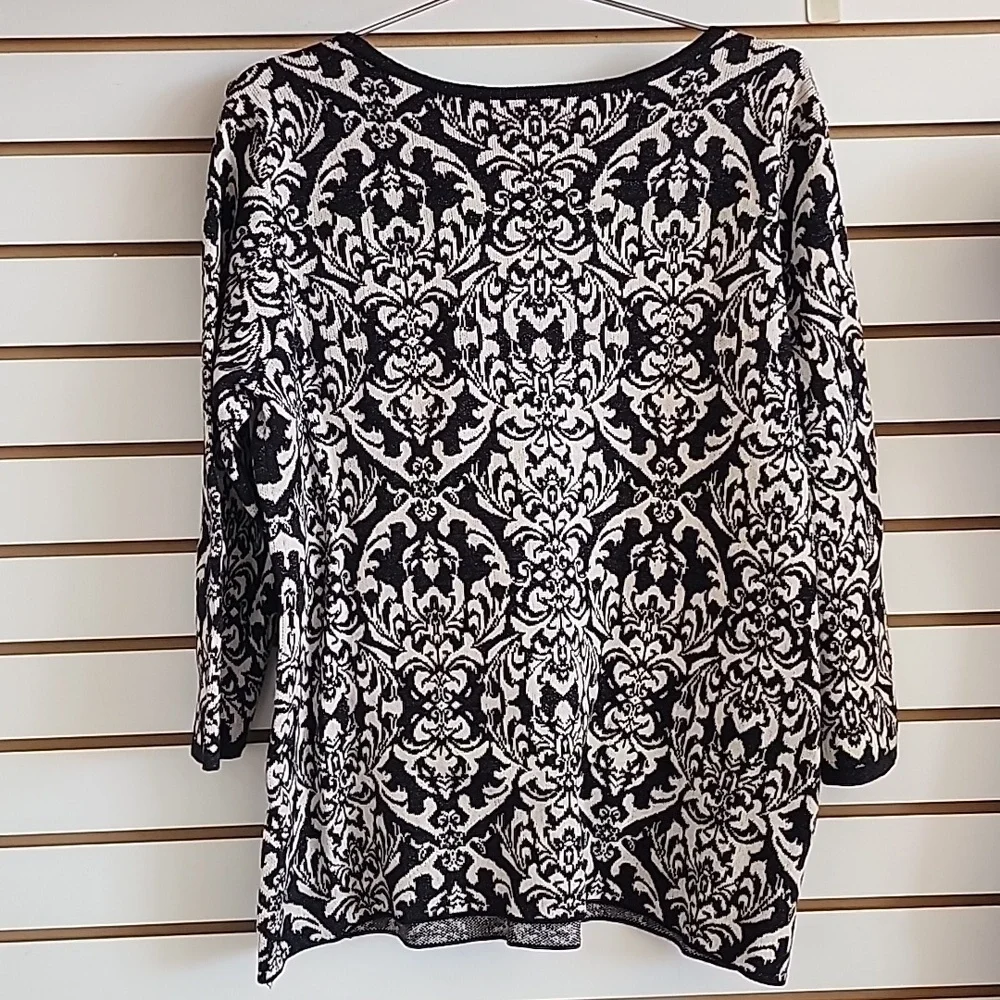Dana Buchman beaded 3/4 sleeve large sweater